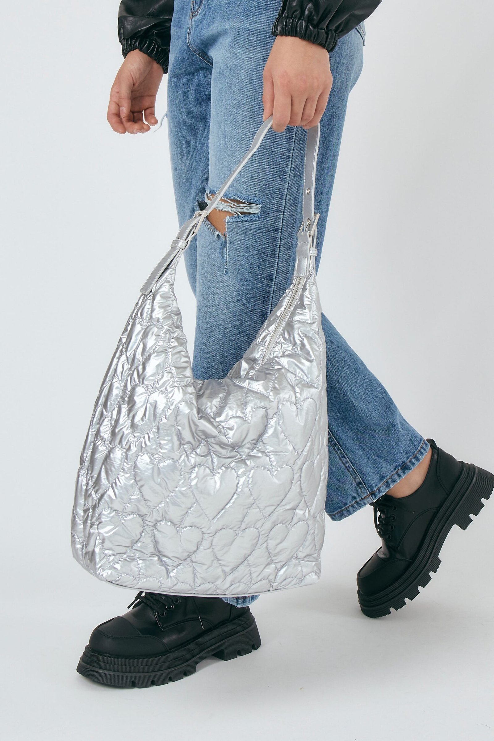 HeartyHoboShopper_02-scaled-1.jpg